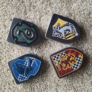 Hogwarts House Crest Tins Set